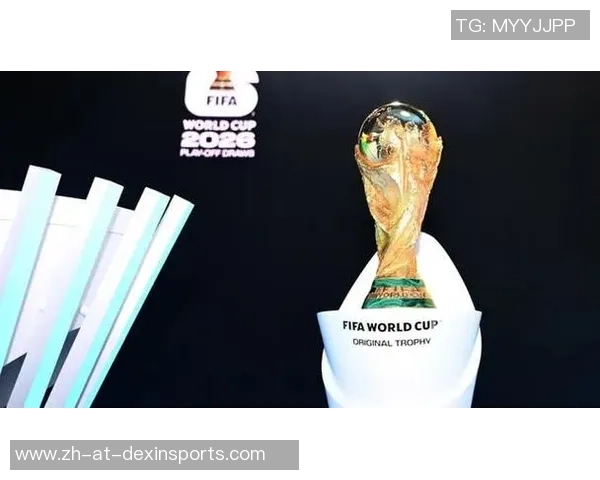 官方:明夏世界杯上下半场中段有强制补水时刻,每次3分钟 官方:明夏世界杯上下半场中段有强制补水时刻,每次3分钟